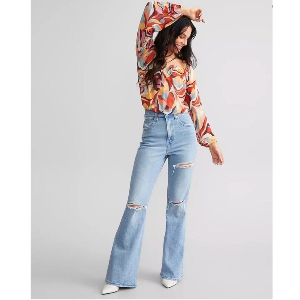 EUC 70s High Flare Levi’s light blue jeans